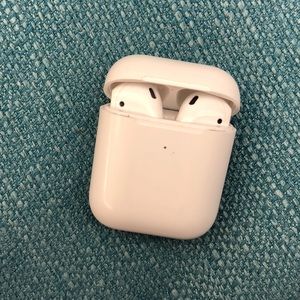 AirPods 2